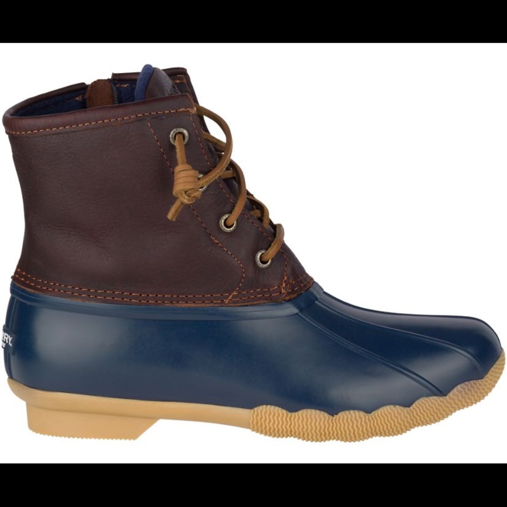 Sperry saltwater duck boot in tan / navy